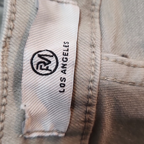 RFM Los Angeles High Rise Cropped Raw Hem Jeans - Picture 5 of 8